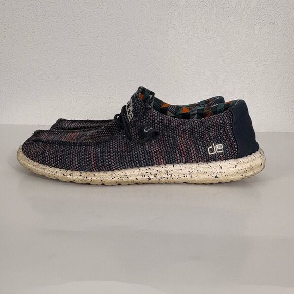 Hey Dude Wally Sox Shoes Navy Blue & Pink Knit Slip Ons Men’s Size 10 - Picture 1 of 9